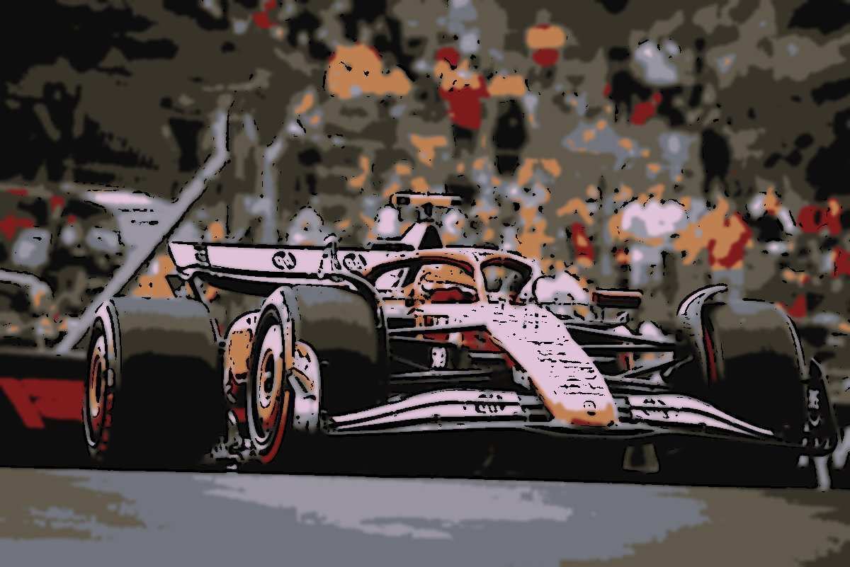 Lewis Hamilton F1in üstesinden gelmek için yolda...